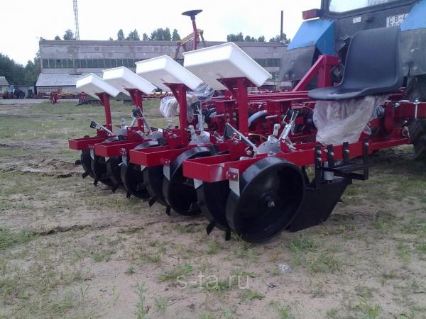 Машина рассадопосадочная (безкассетная) МР